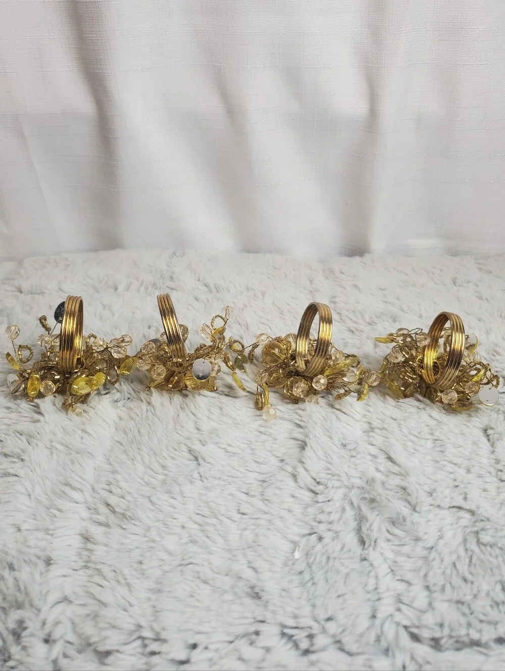 Set Of 4 Pier 1 Beaded Cluster Napkin Rings Yellow Brown Gold Beads Golf Rings